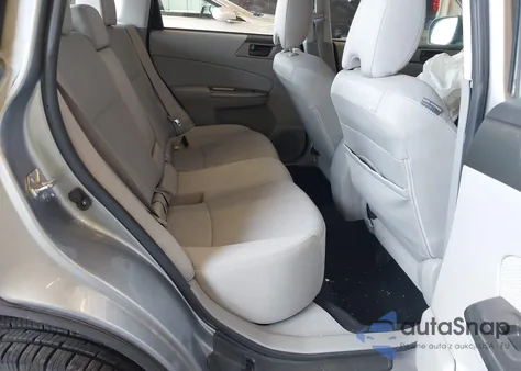 2011 Subaru Forester 2.5X из США, поврежденный, VIN JF2SHAAC3BH734380